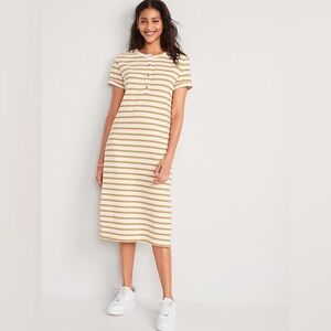 Old Navy | Short-Sleeve Striped Henley Midi Shift Dress | Medium